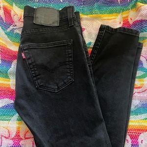 Black men’s Levi’s